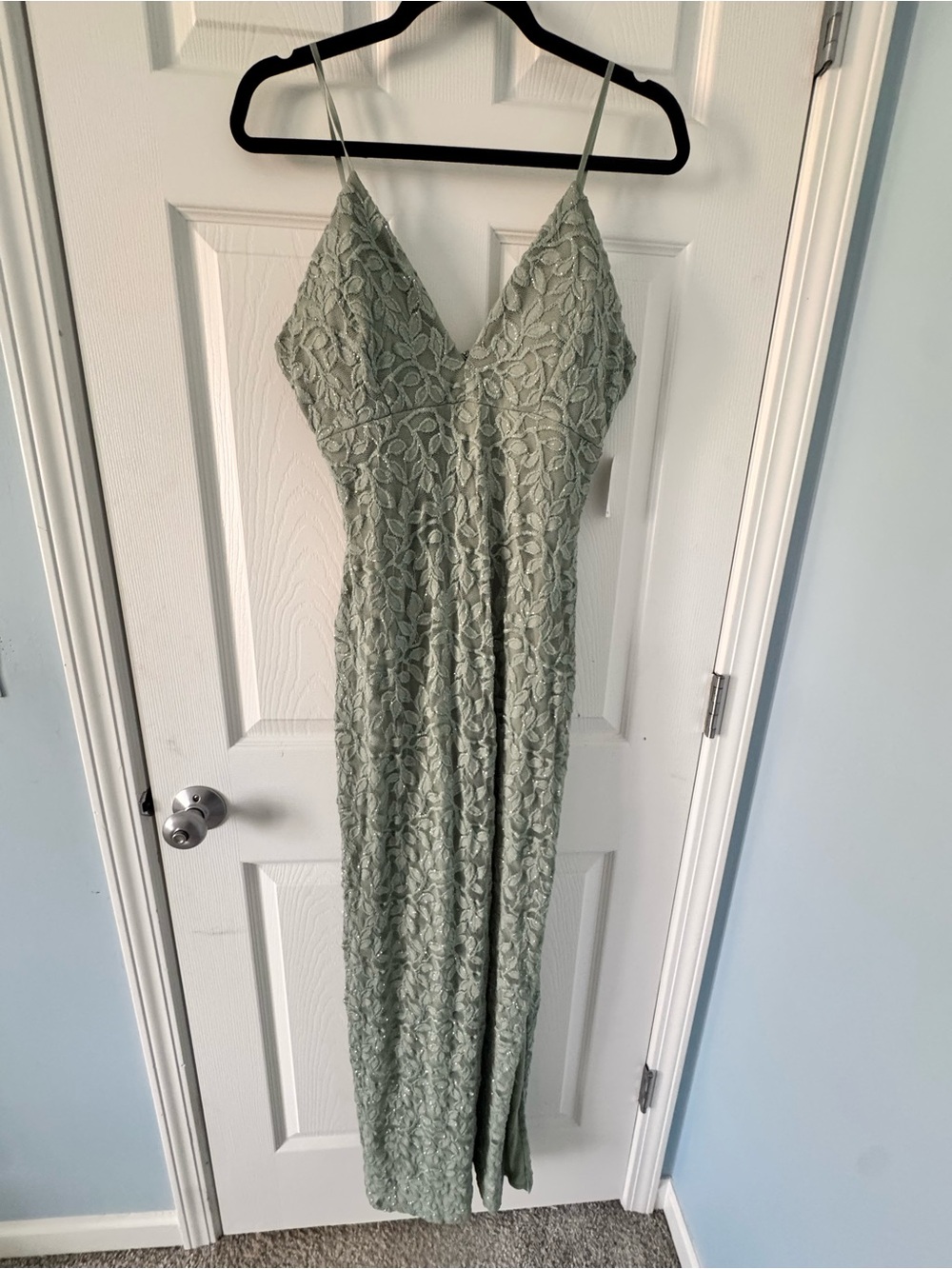 Windsor Sage Green Lace Spaghetti-Strap Homecoming Wedding guest dress